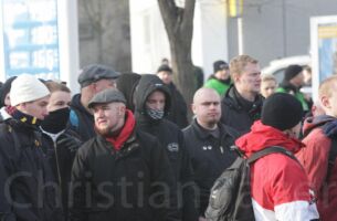 Neonaziaufmarsch am 12. Januar 2013 in Magdeburg, 2.v.l.: Felix Krüger, 3.v.l. Steven Hanczyk, 4.v.l. Luca Hart, Foto: Christian Jäger